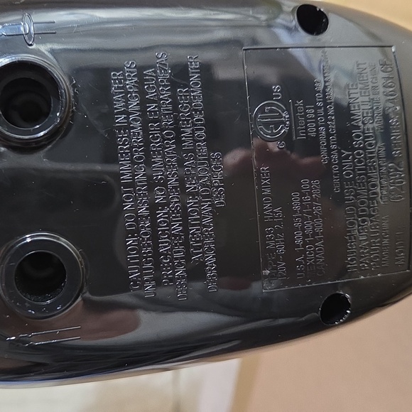 Hamilton Beach Black Hand Mixer with Storage Case Model 62692 - Picture 8 of 8